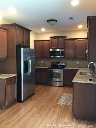 Building Photo - 440 Wood Point Dr