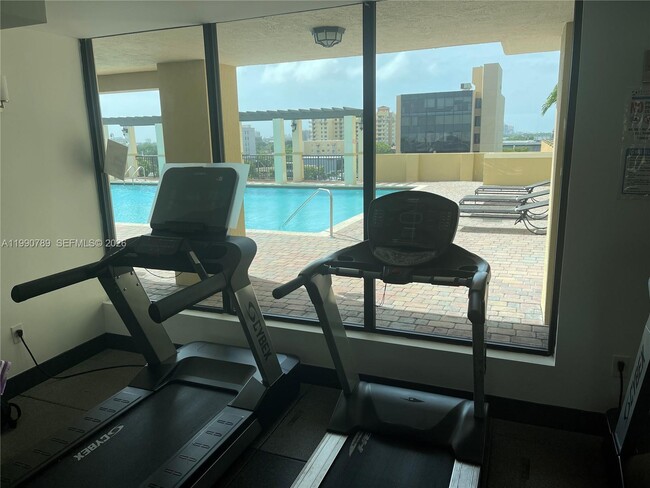 Building Photo - 4242 NW 2nd St