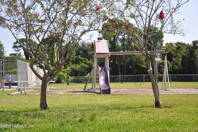 Building Photo - 695 Jimmy Buffett Mem Hwy