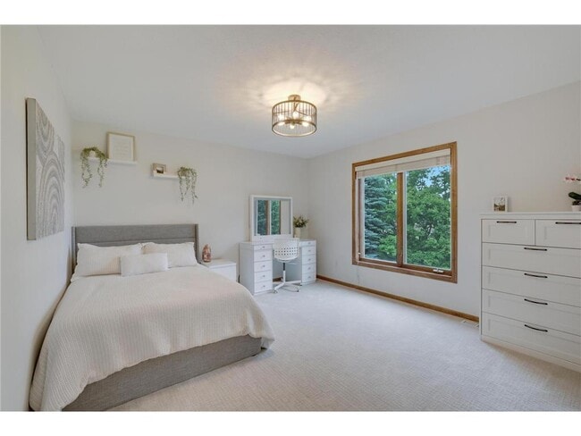 Building Photo - 645 Ramsey Cir