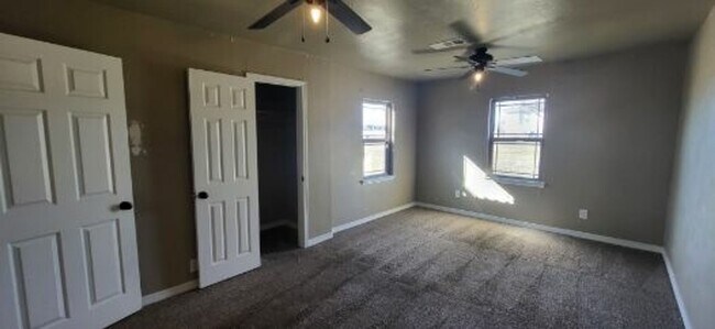 Building Photo - 4 Bedroom 2 Bath for Rent near Lake Texoma