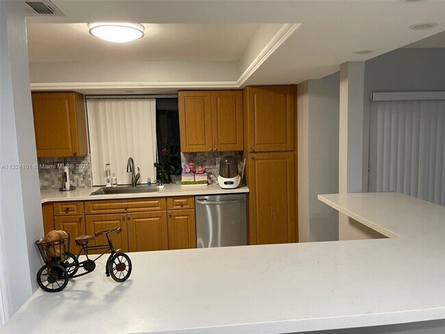 Building Photo - 980 NW 79th Terrace