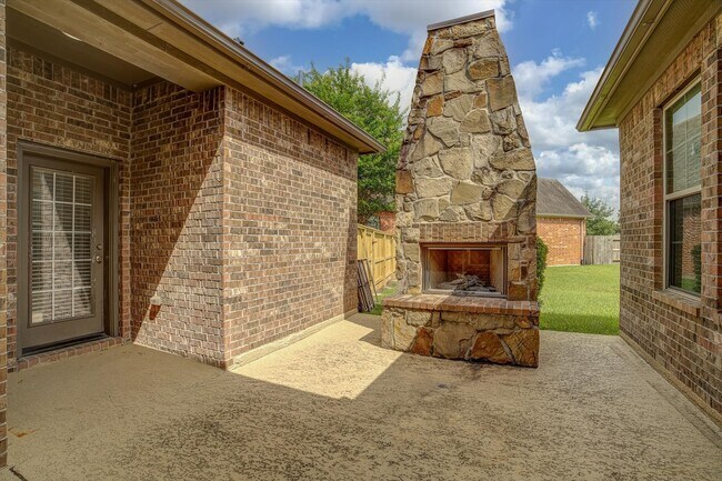 Building Photo - 27123 Camirillo Creek Ln