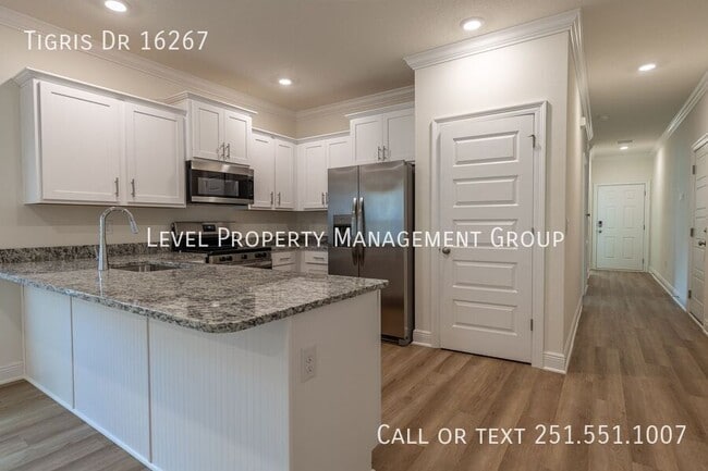 Building Photo - Tigris Dr 16267-