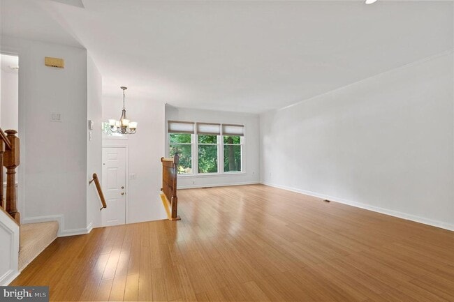 Building Photo - 10504 Pine Haven Terrace