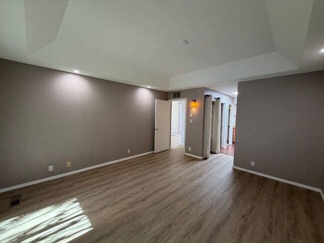 Building Photo - 2 Bedroom Single Story Home Available Near Paseo Del Norte Blvd NE & Wyoming Blvd NE!
