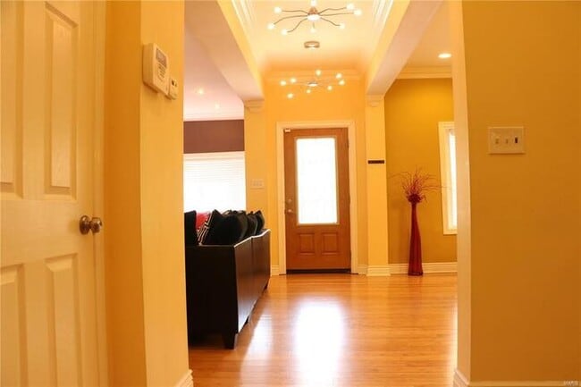 Building Photo - Fantastic 4bd/4ba home! Let yourself in!