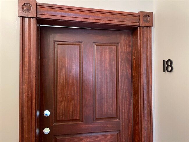 Building Photo - 41 Summer St