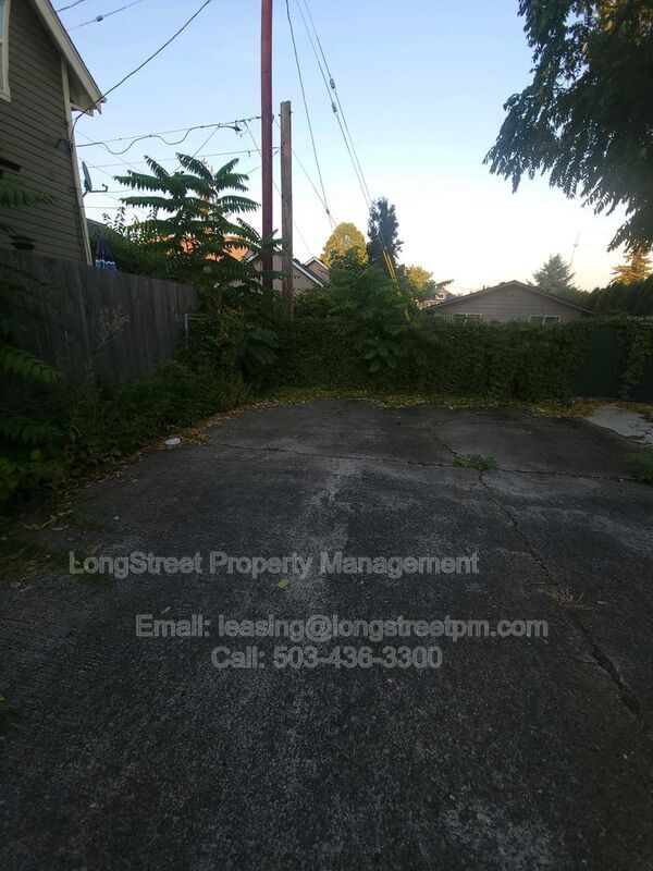 Building Photo - 4516 SE 65th Ave