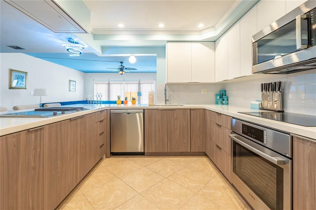 Building Photo - 3750 Galt Ocean Dr
