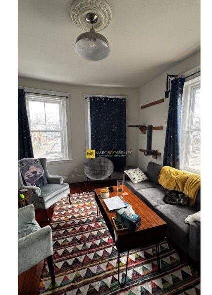 Building Photo - 80 Summer St