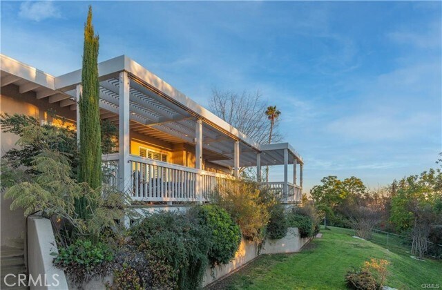 Building Photo - 714 Oceanview Dr