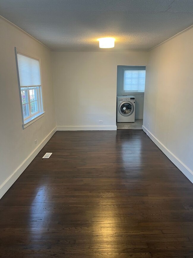 Building Photo - 2679 Olympia St