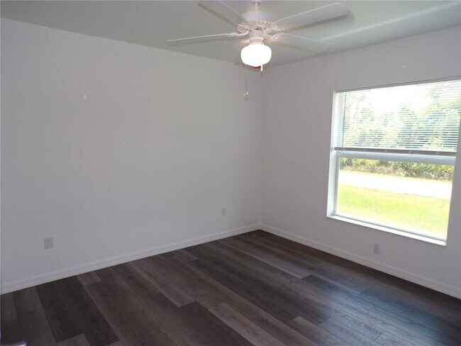 Building Photo - 29401 Goodhue St