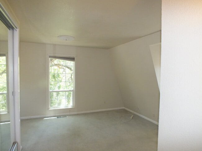 Building Photo - CA460-Norma V. Lovell Revocable Trust