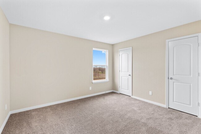 Building Photo - 719 Wonderland Trail