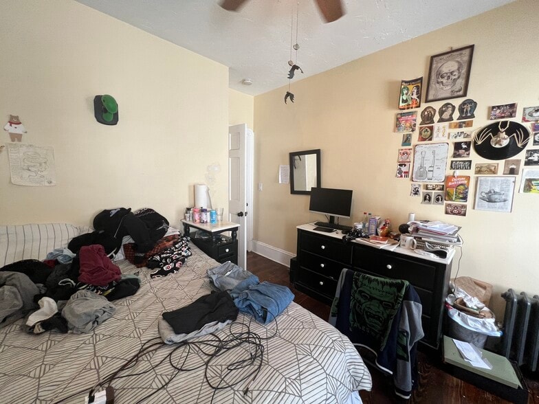 Building Photo - 21 Chandler St