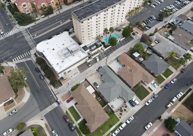 Building Photo - 5071 55th St