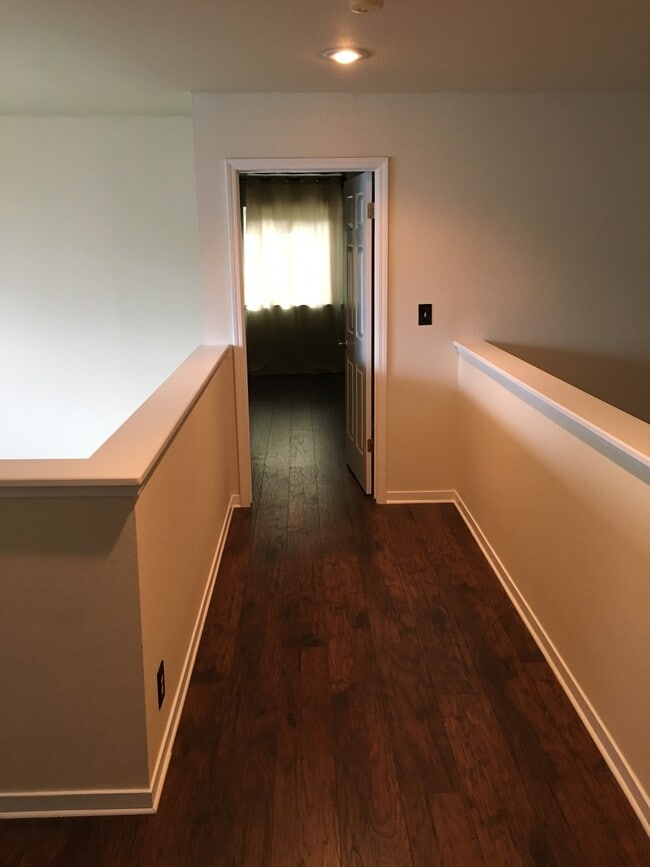 Building Photo - 7565 Lighthouse Ln