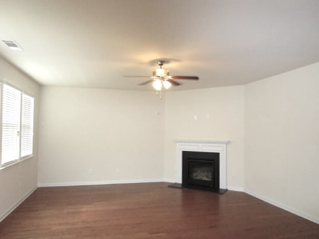 Building Photo - 307 Victoria Heights Dr