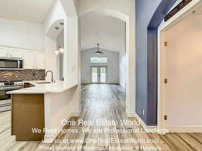 Building Photo - 3942 Lakeside Reserve Ln