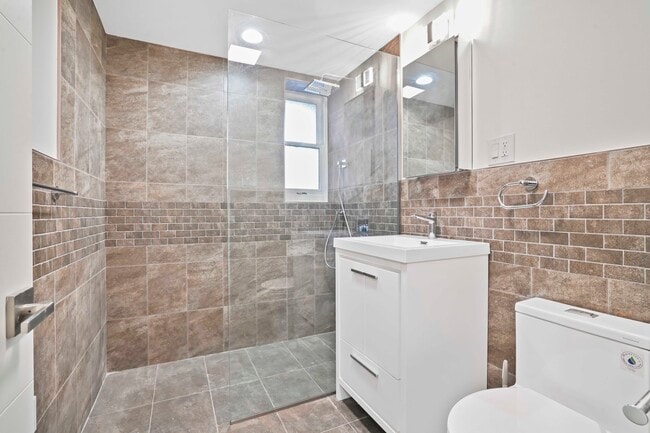 Building Photo - 1 Cambridge Pl