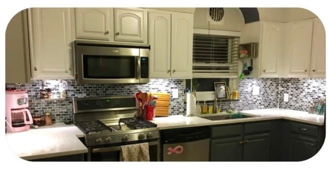 Kitchen, gas oven, large single basin sink - 2408 S Patterson Blvd