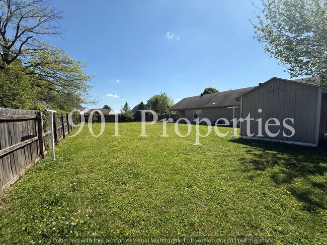 Building Photo - 383 Colonial Dr