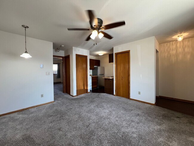 Building Photo - Cozy 1-Bed, 1-Bath Main Level Apartment Wa...