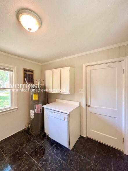 Building Photo - 2909 Westgate Dr