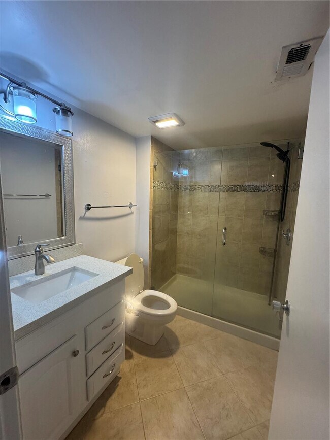 Building Photo - 9055 Wiles Rd