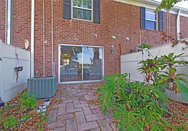 Building Photo - 13741 Juniper Blossom Dr