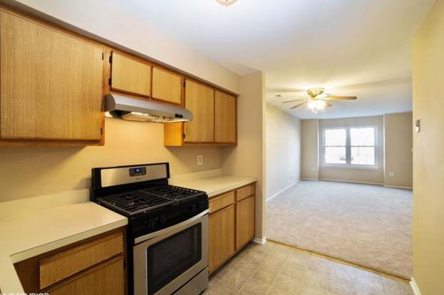 Building Photo - 809 Lindsley Ct