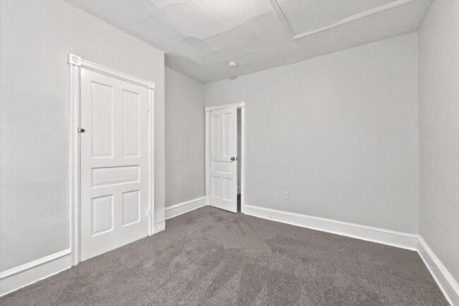 Building Photo - 502 N Clayton St