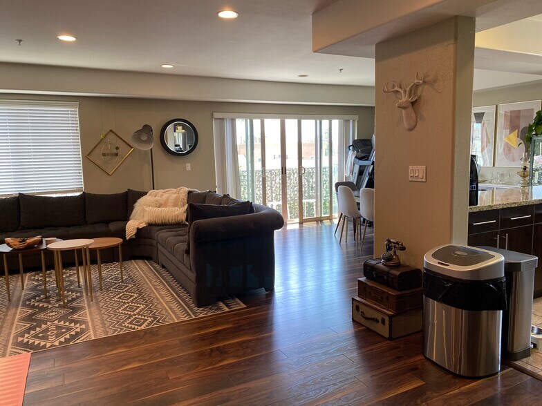 LIVING ROOM - 1537 S Holt Ave