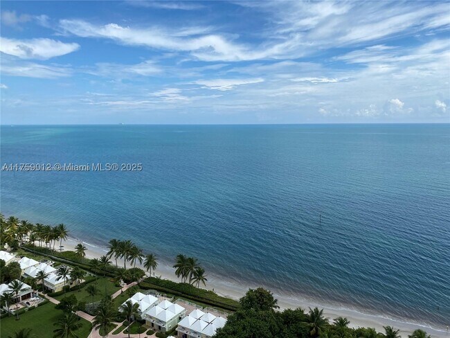 Building Photo - 881 Ocean Dr