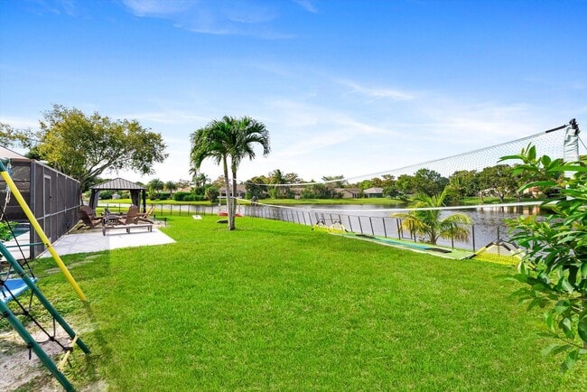 Building Photo - 13947 Geranium Pl