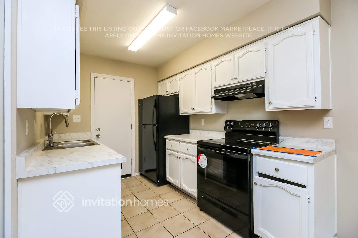 Building Photo - 535 S Udall