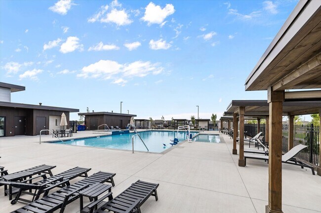 Building Photo - BRAND NEW Stunning 4-Bed, 3-Bath Townhome That Feels Like a Detached House