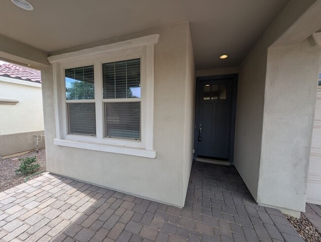 Building Photo - 3 Bedroom Home in the Eastmark Community Near E Ray Rd and S Signal Butte Rd!
