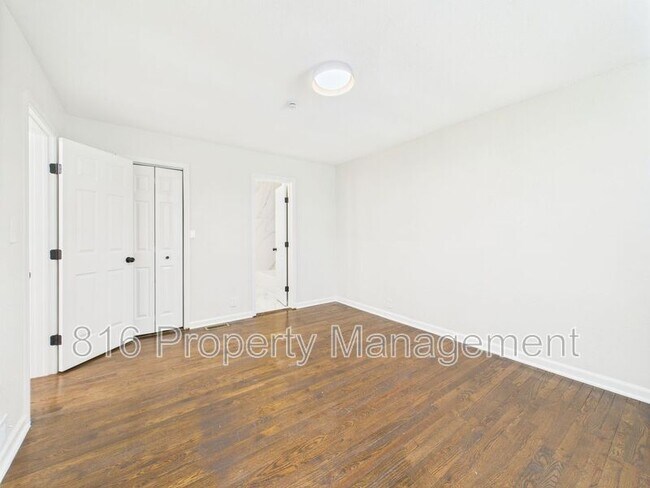 Building Photo - 8404 E 47th Terrace