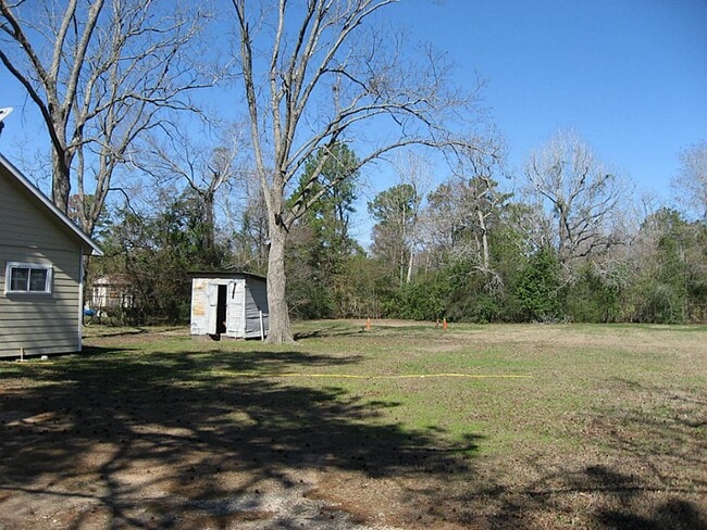 Building Photo - 15067 Dewberry Ln