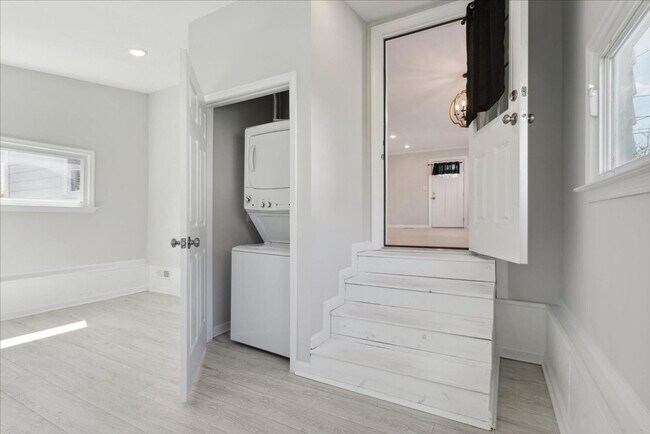 Building Photo - 3-bedroom Rancher - Hampton