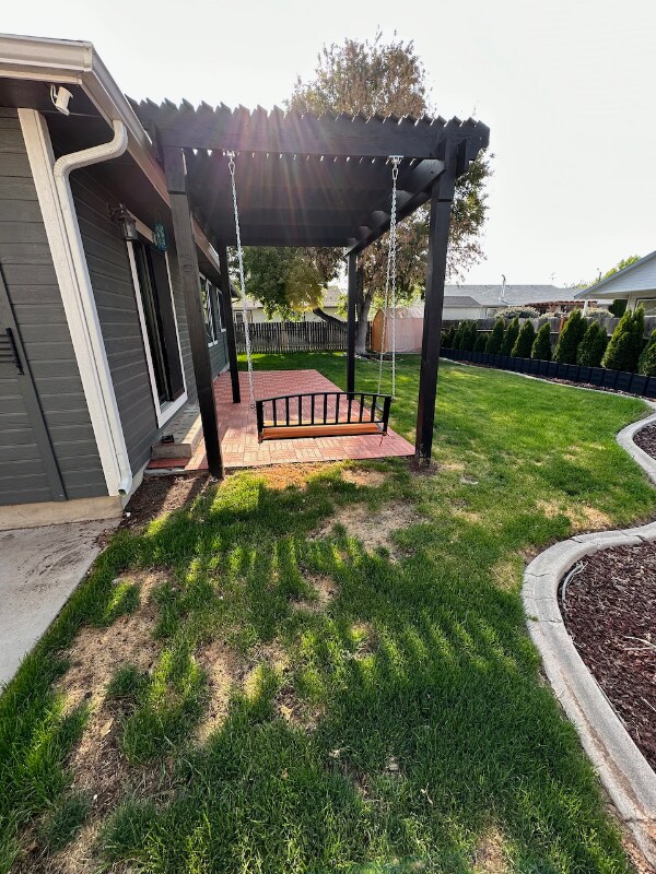 Building Photo - 1665 Peregrine Dr