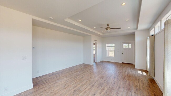 Building Photo - 2070 Starbuck Ln