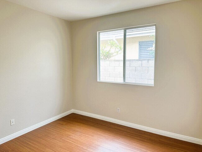 Building Photo - Refreshed Single Family Home in Garden Grove