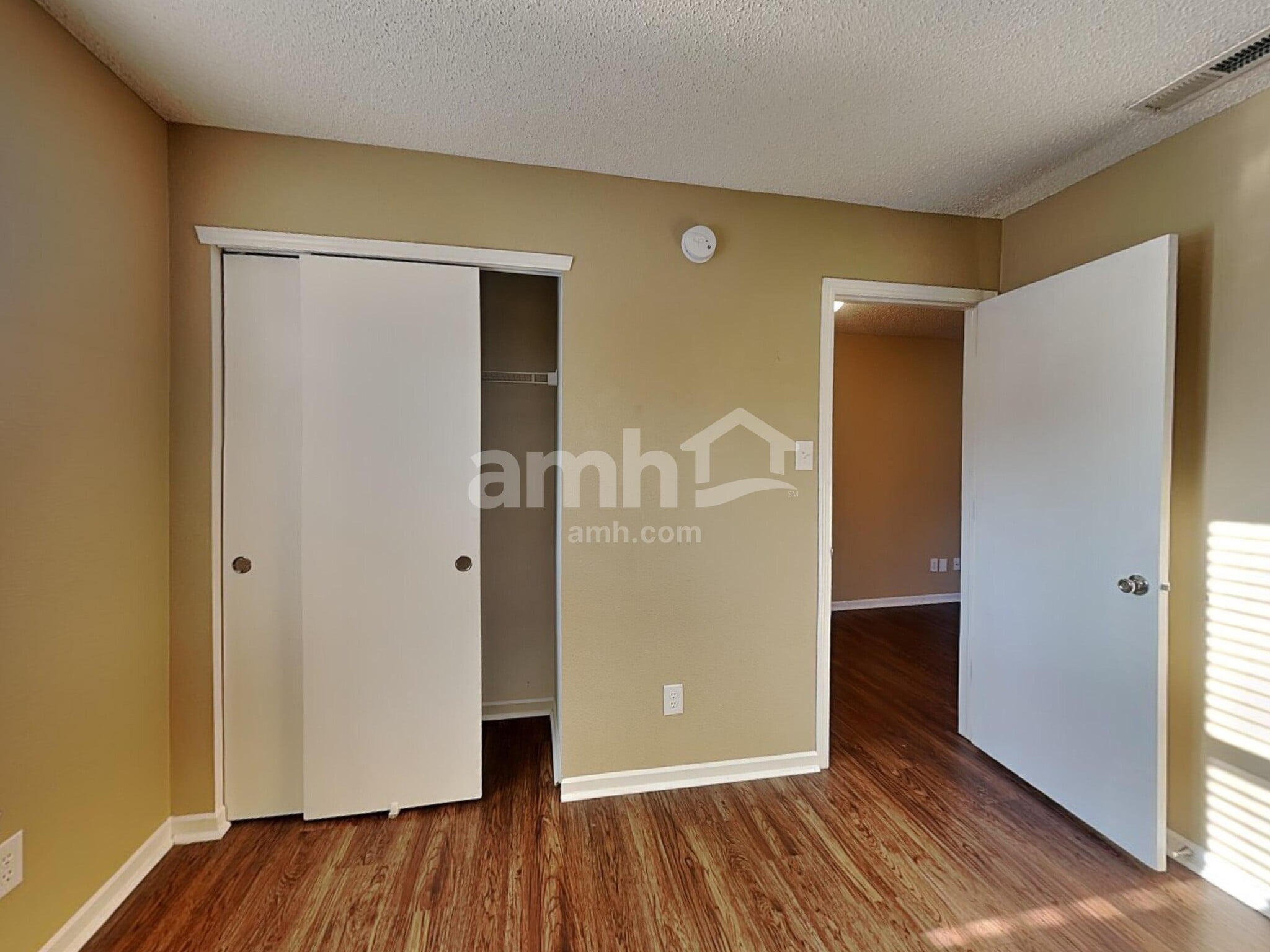 Building Photo - 14397 Cuppola Dr