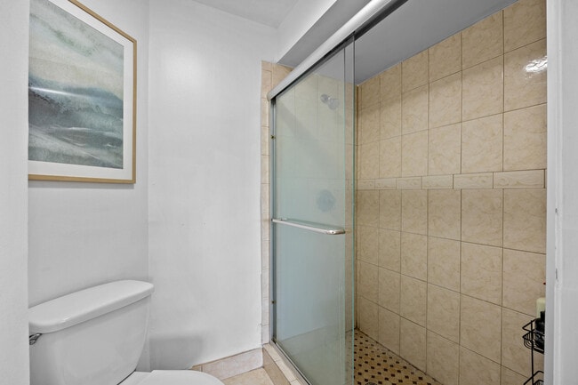 Building Photo - 15 Vía De Casas Sur