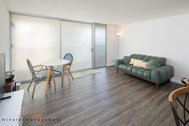 Building Photo - 440 Lewers St
