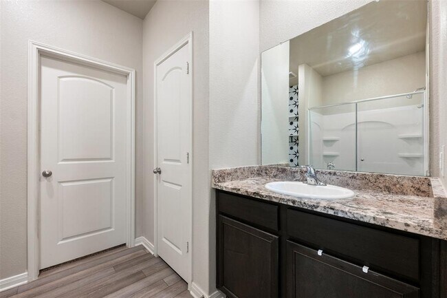 Building Photo - 817 Liberty Meadows Dr